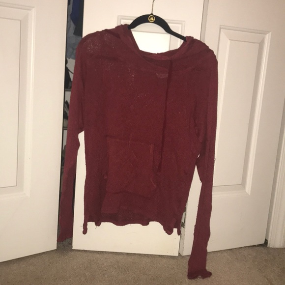 Light, knit shirt with hood - Picture 1 of 2